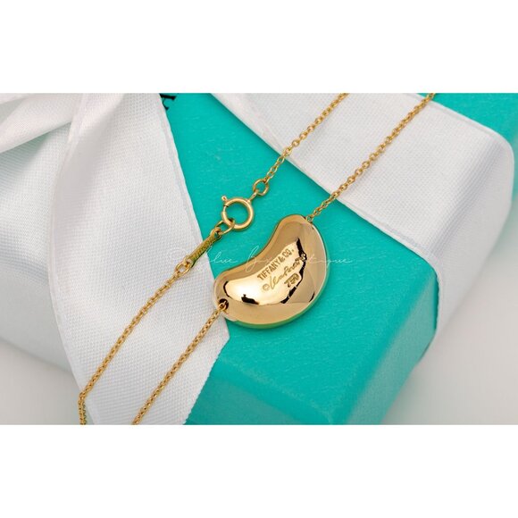 Tiffany & Co. Bean Necklace Vintage Elsa Peretti Bean Pendant 19mm in 18k Gold - Picture 3 of 6